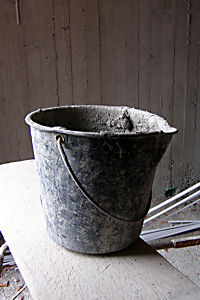 Mörtel-Eimer